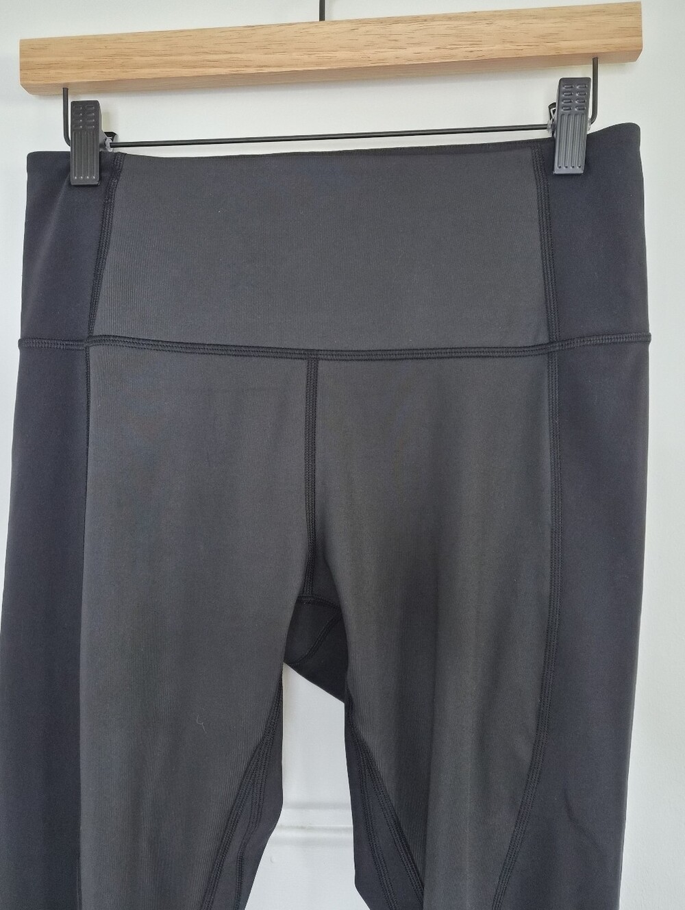 Lululemon Size 10 Black & Gray High Rise Colorblock Athletic Leggings/Yoga Pants - Picture 5 of 11